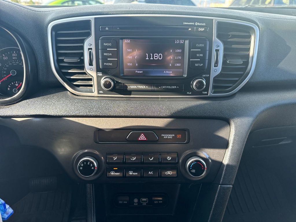 Used 2017 Kia Sportage LX image 18