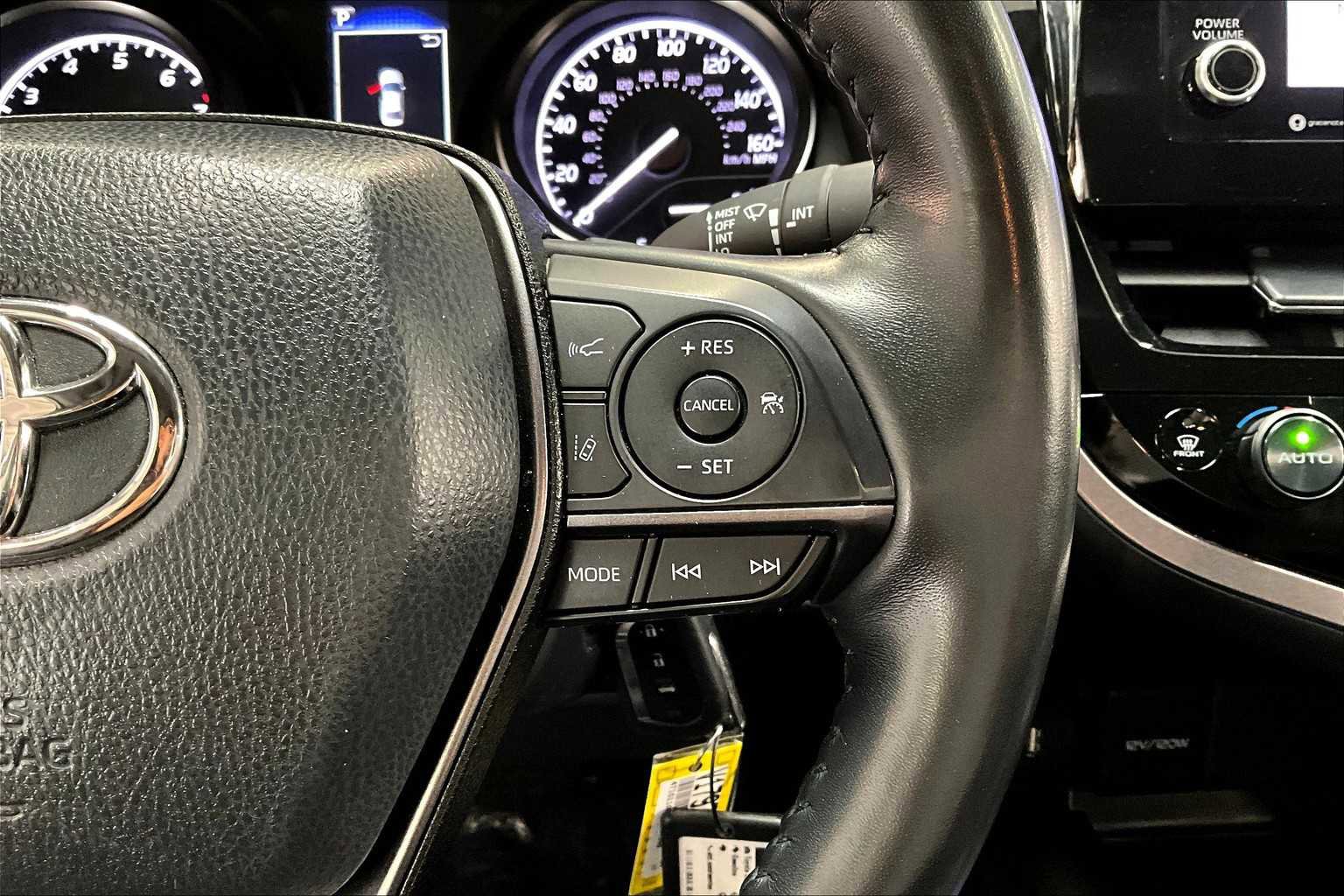 Used 2024 Toyota Camry SE w/ Cold Weather Package image 22