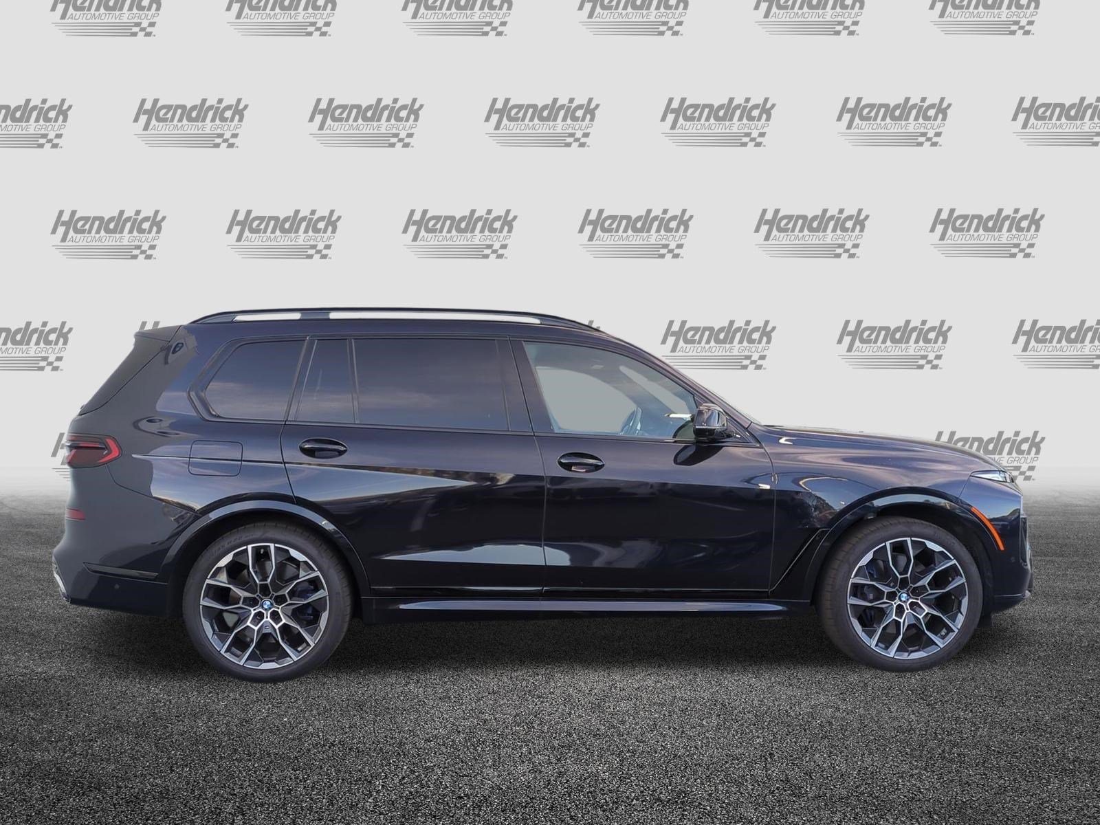 Used 2026 BMW X7 M60i image 11