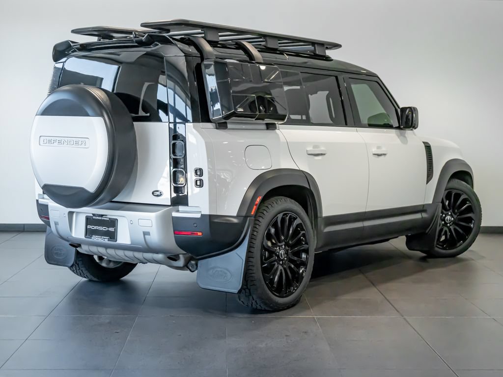 Used 2021 Land Rover Defender 110 SE AWD/4WD image 7