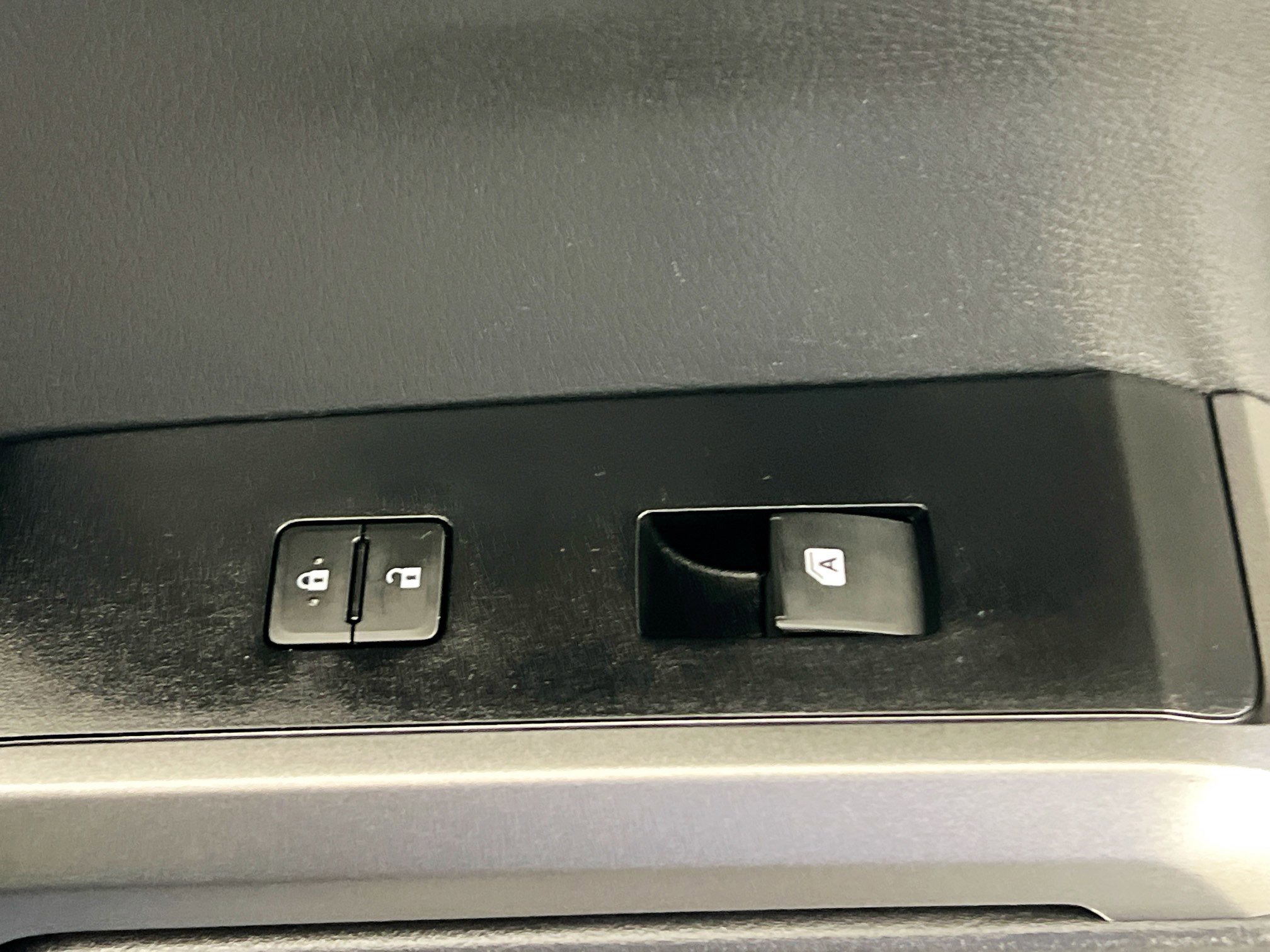 Used 2023 Toyota Tacoma TRD Sport w/ Advanced Technology Package image 31