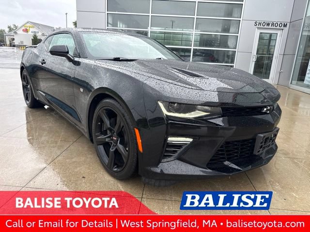 Used 2018 Chevrolet Camaro SS w/ LPO RS/SS Interior Package RWD image 1