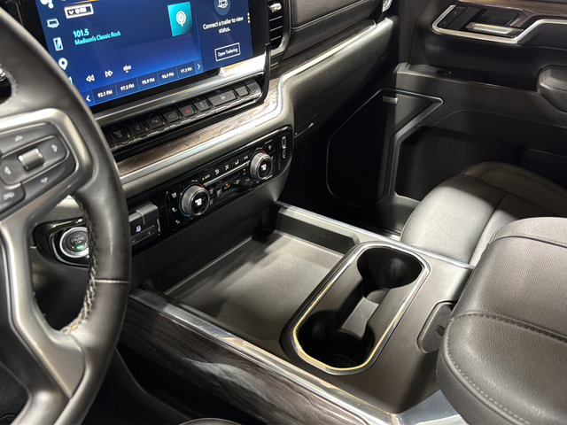 Certified 2025 Chevrolet Silverado 3500 LTZ w/ LTZ Convenience Package AWD/4WD image 30