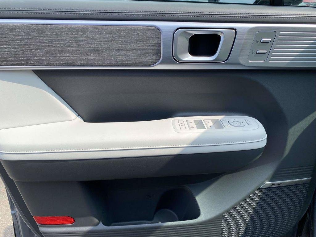 New 2026 Hyundai Santa Fe Calligraphy FWD image 38