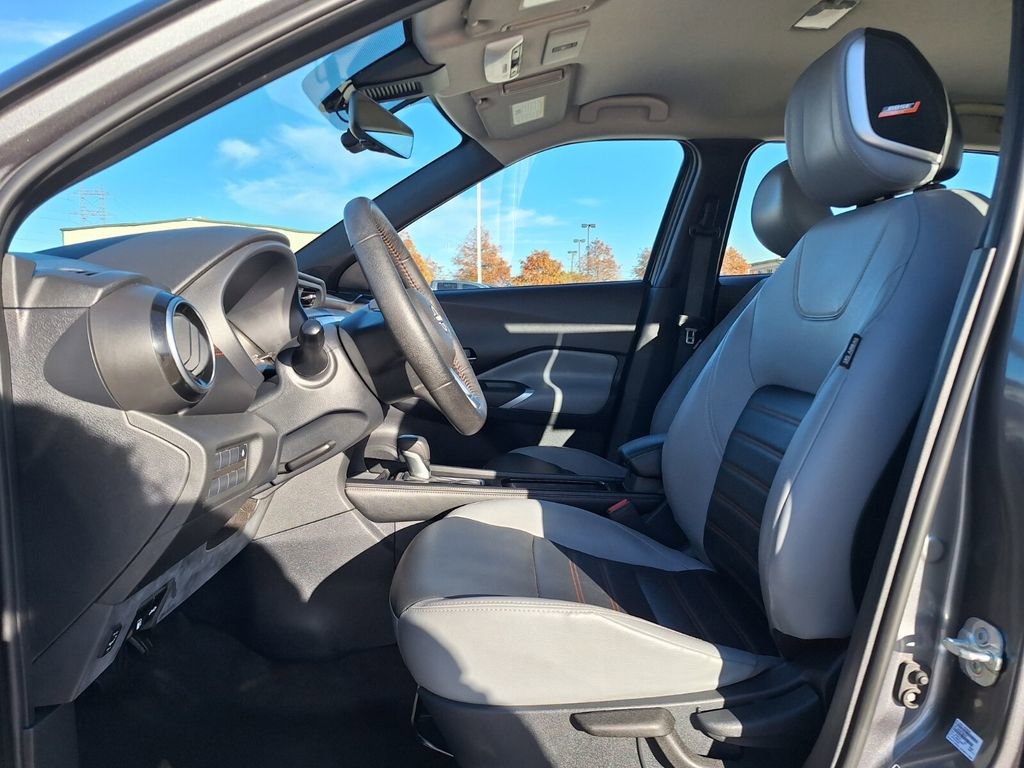 Used 2024 Nissan Kicks SR w/ SR Premium Package image 11