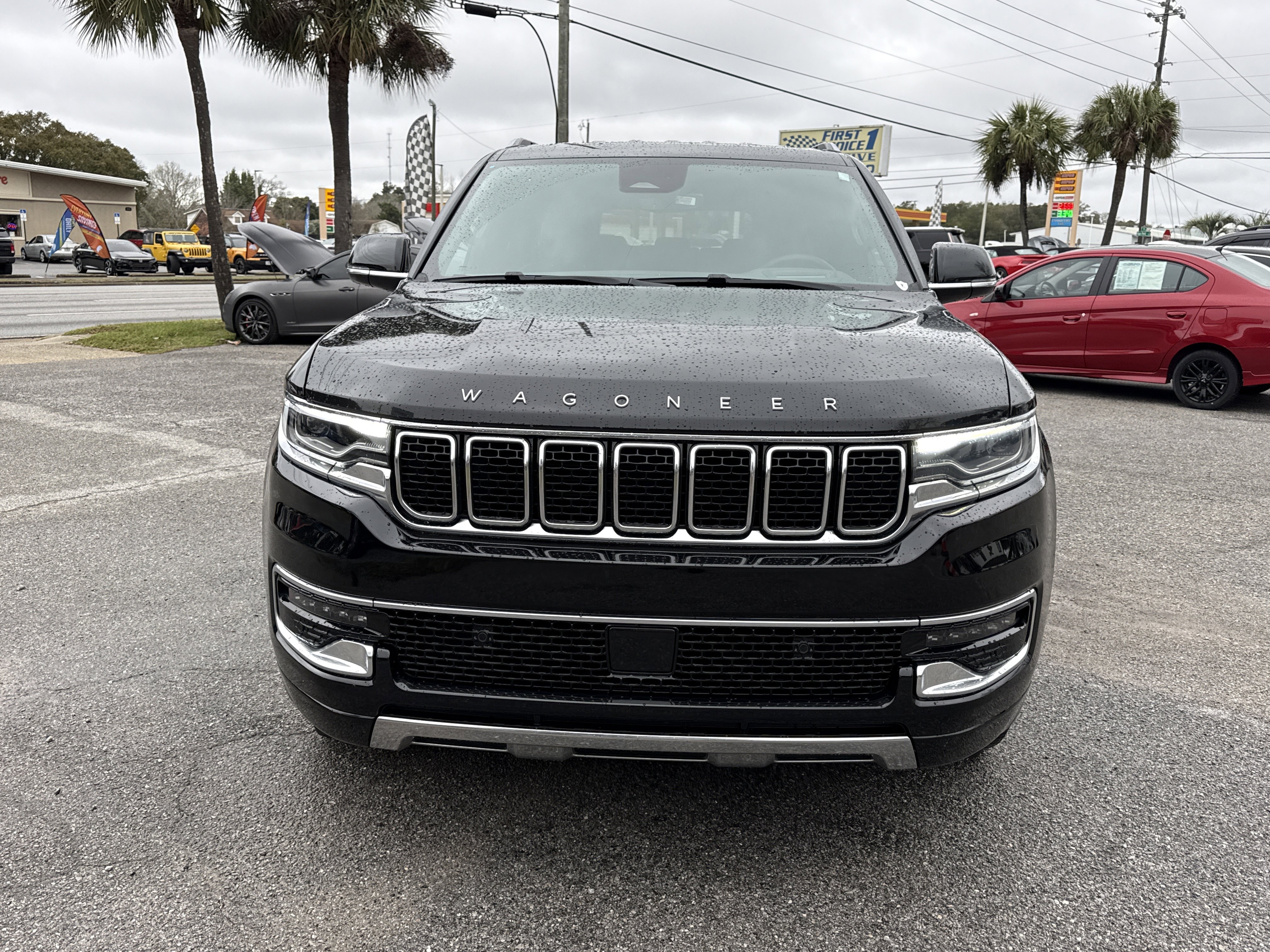 Used 2023 Jeep Wagoneer L Series III w/ Preferred Equipment Group image 8