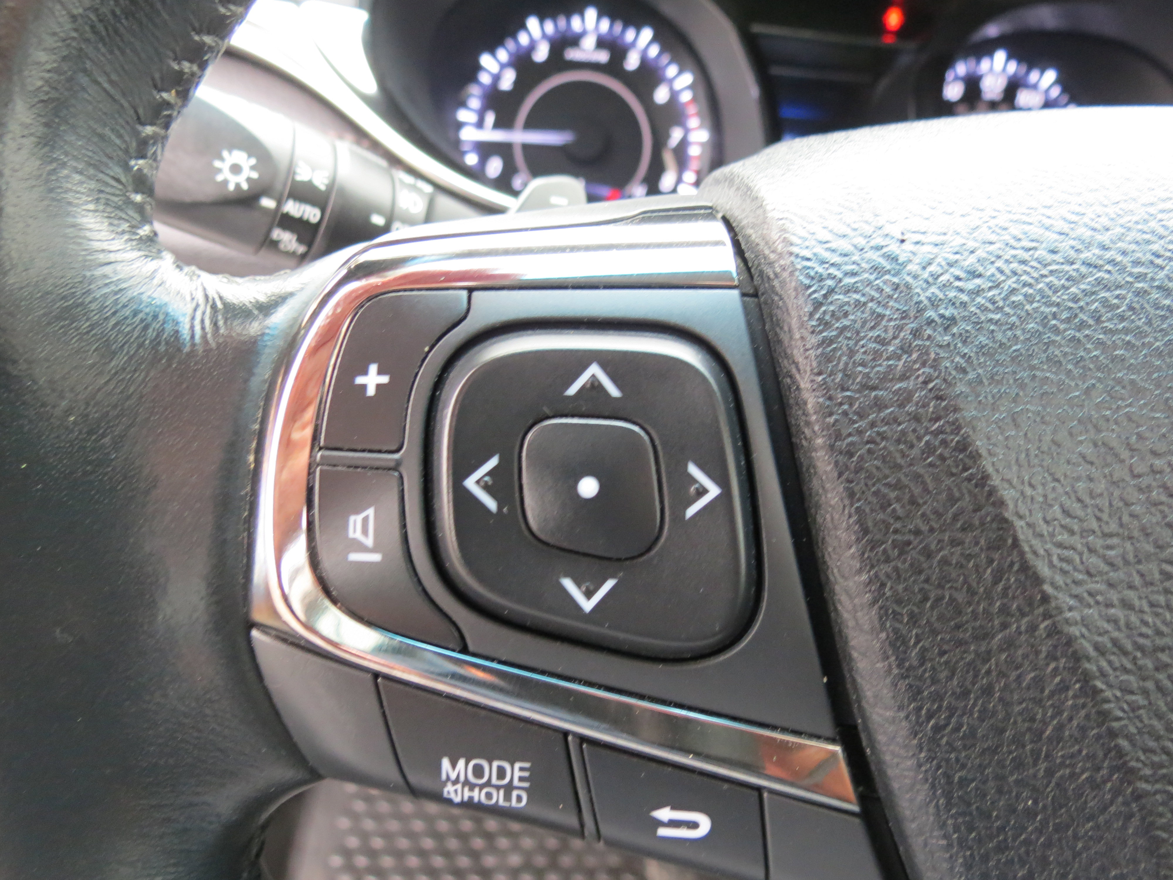 Used 2013 Toyota Avalon XLE Touring image 14