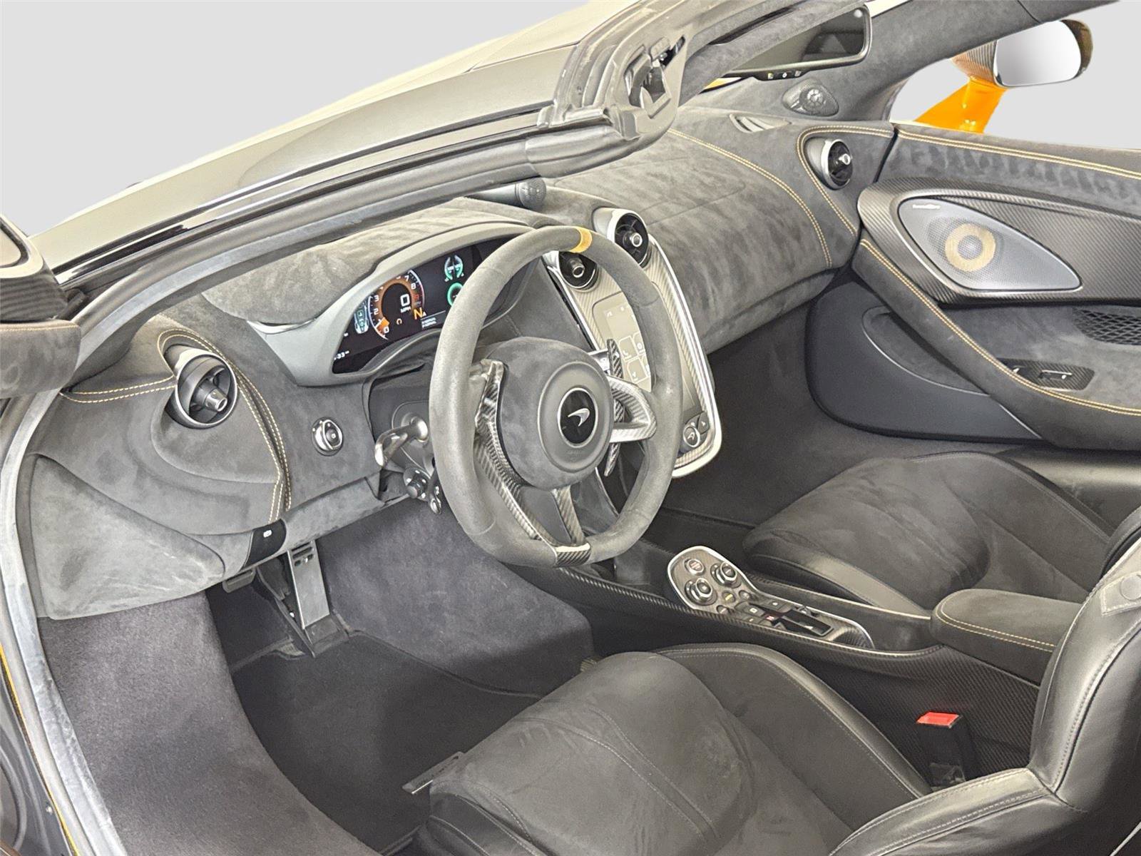 Used 2020 McLaren 600LT Spider image 15