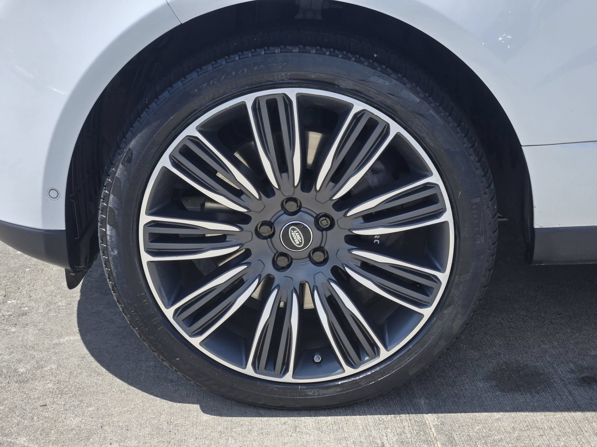 Used 2019 Land Rover Range Rover HSE AWD/4WD image 12