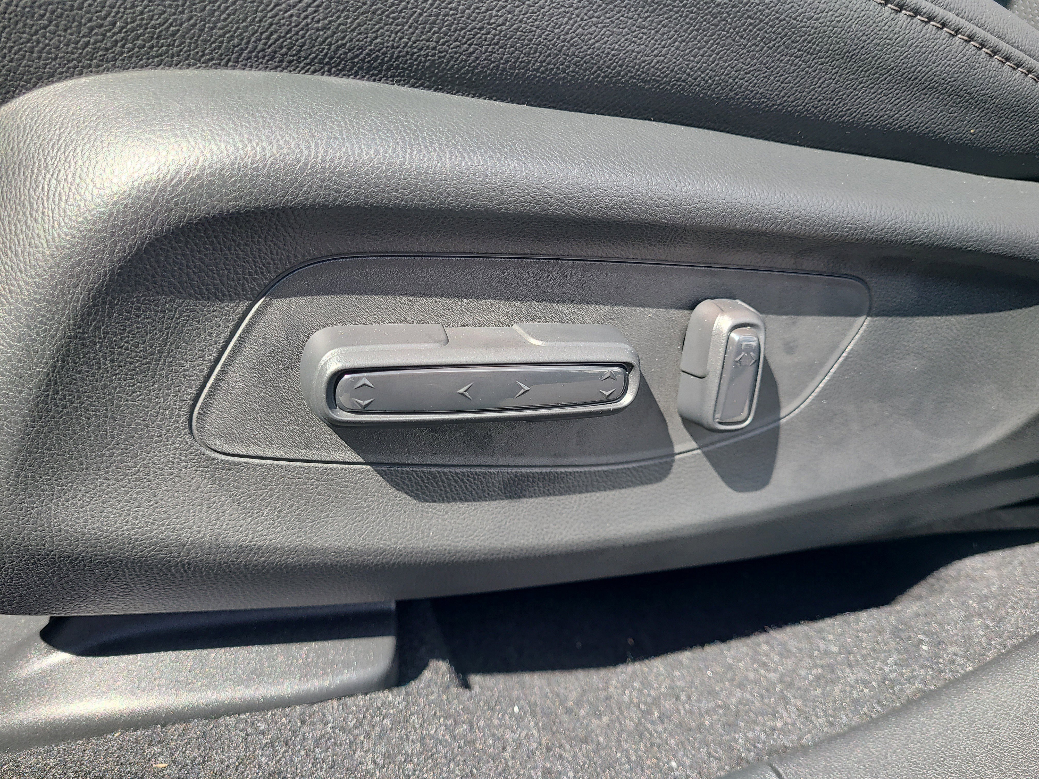 New 2026 Honda HR-V EX-L image 26