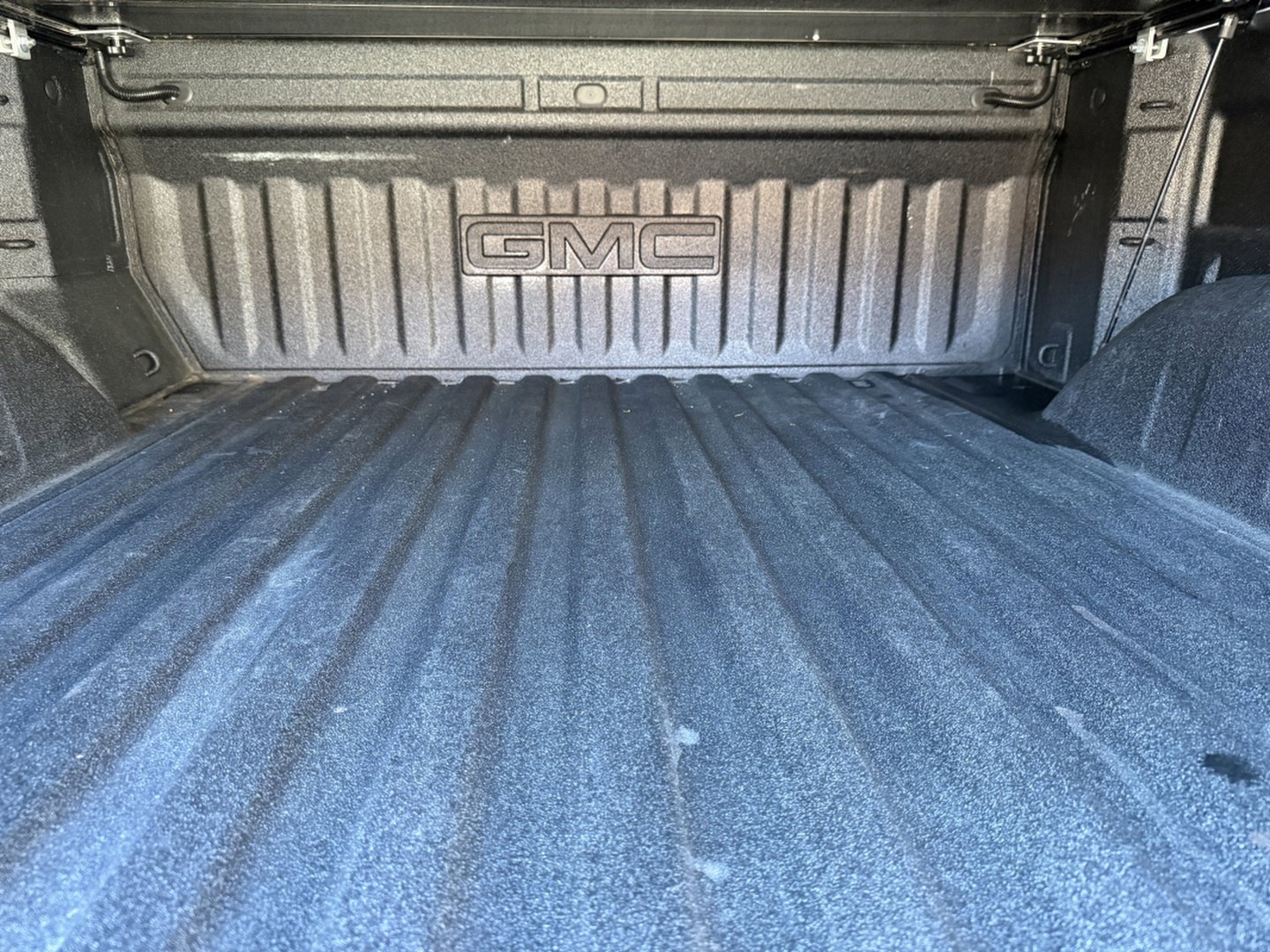 Used 2021 GMC Sierra 1500 SLT w/ SLT Premium Package image 12