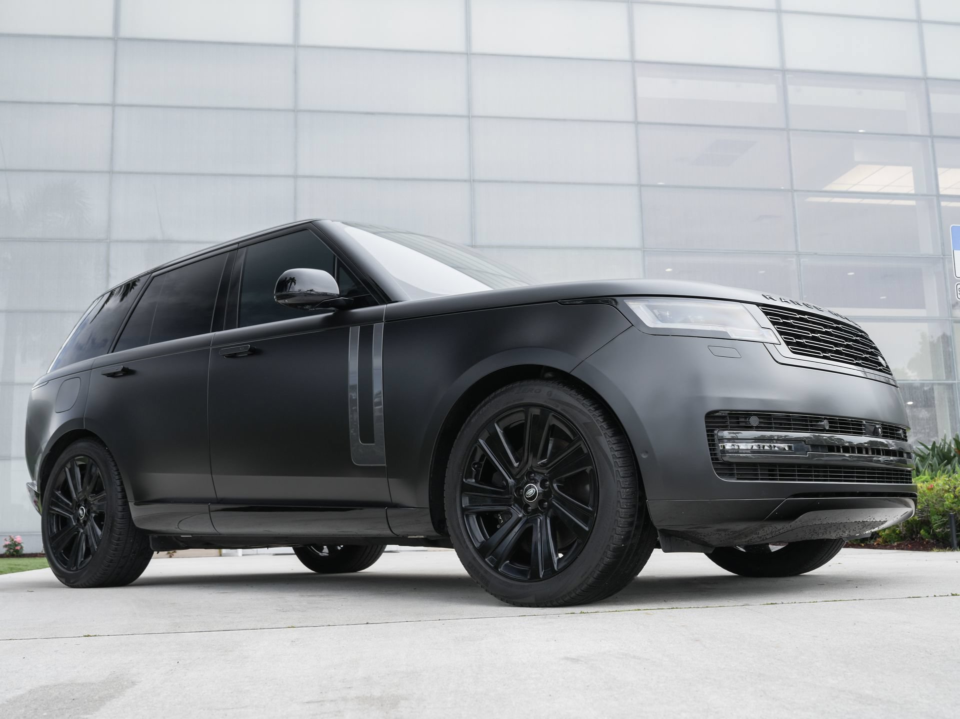 Used 2023 Land Rover Range Rover SE