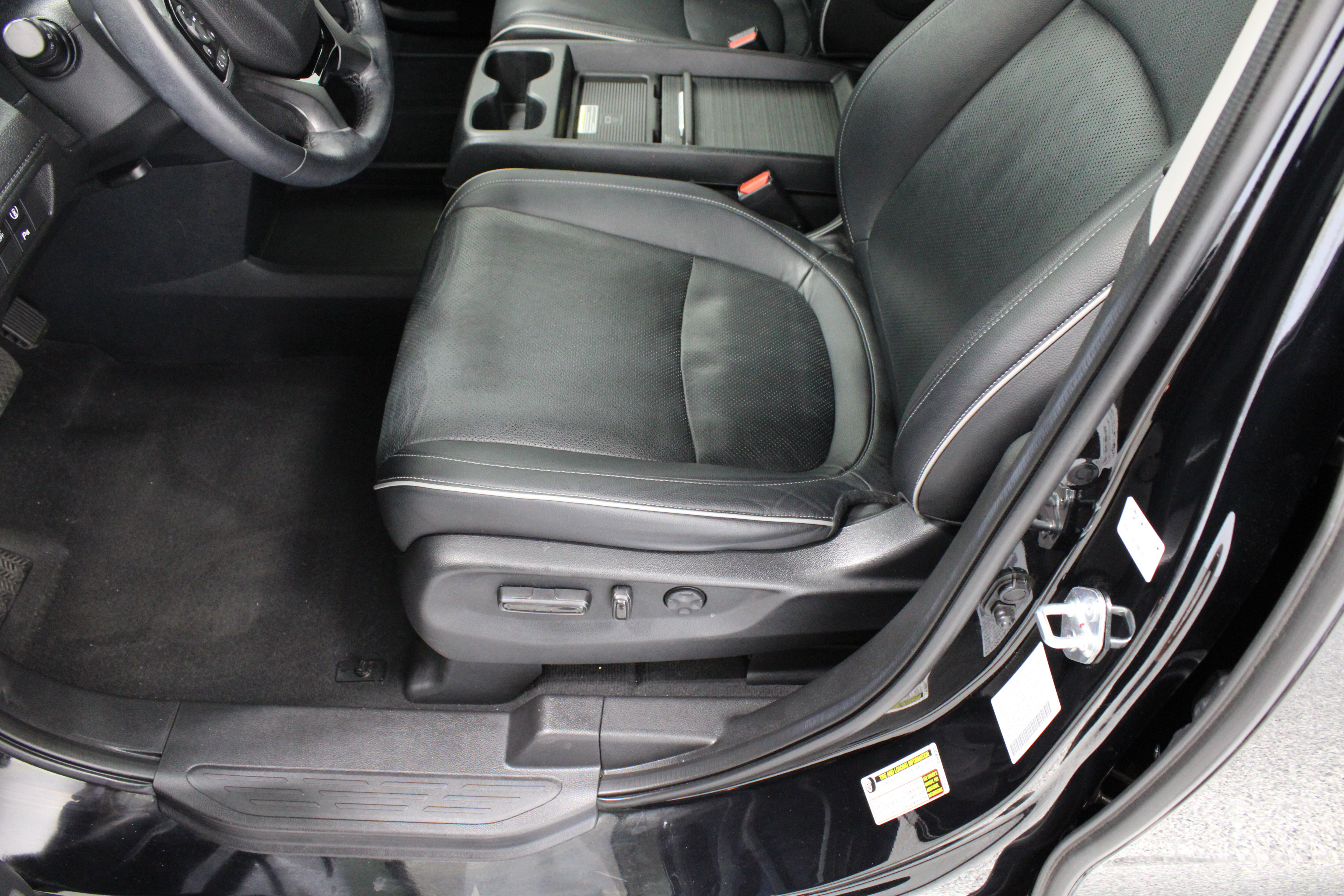 Used 2022 Honda Odyssey Elite image 15