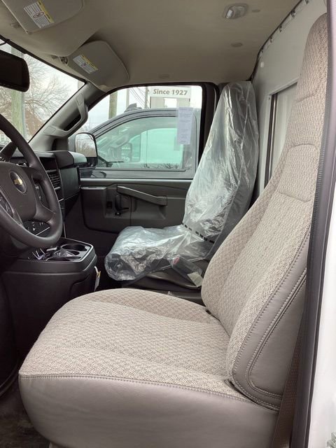 New 2024 Chevrolet Express 3500 w/ Power Convenience Package RWD image 11