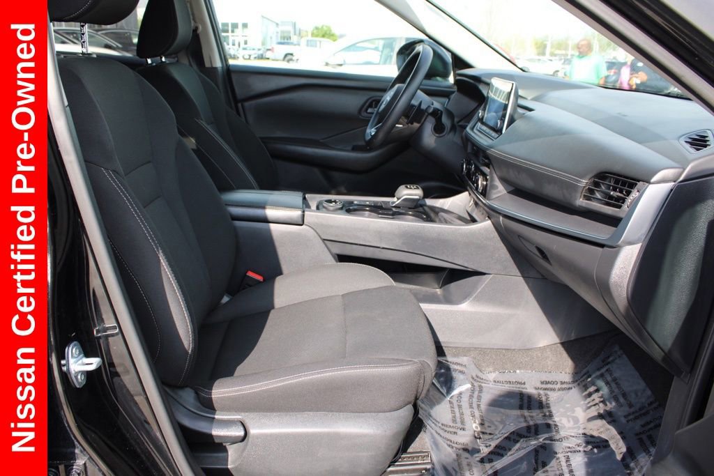 Certified 2024 Nissan Rogue S image 19