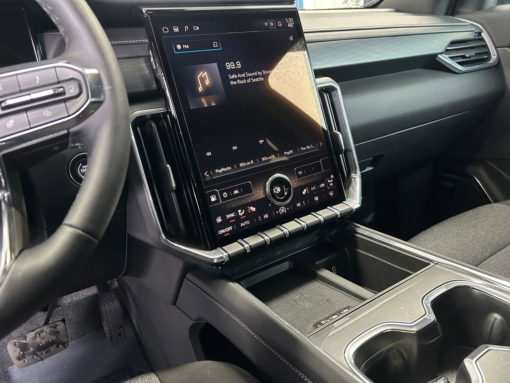 Used 2025 GMC Acadia Elevation image 20