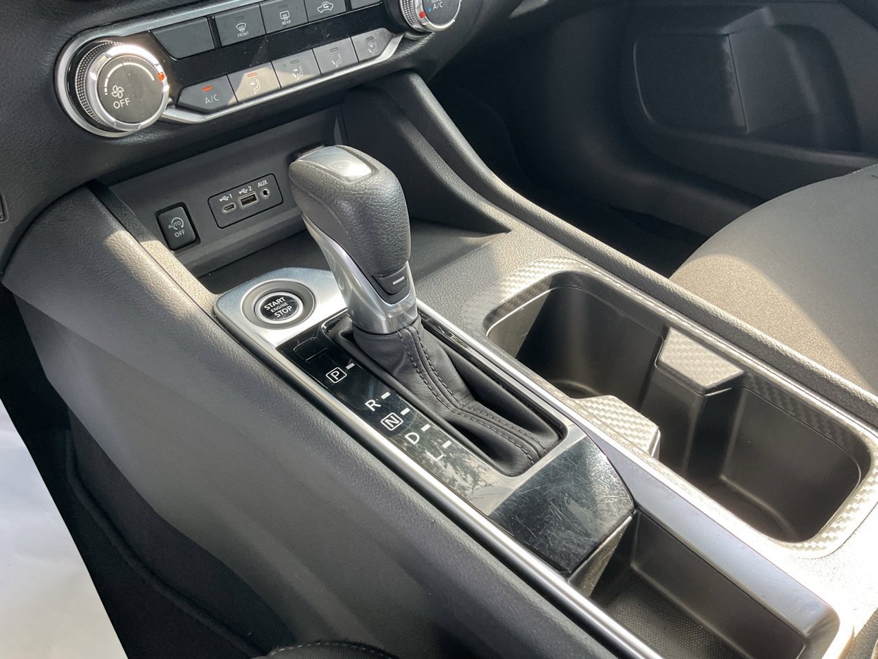 Used 2025 Nissan Sentra SV FWD image 21
