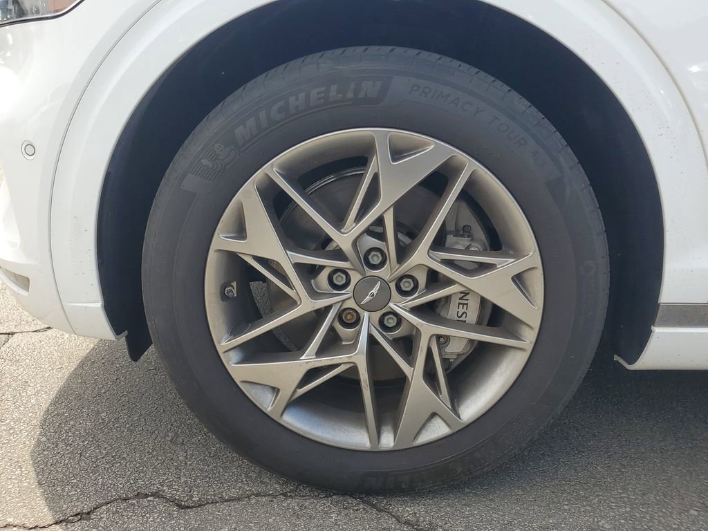 Used 2023 Genesis GV70 2.5T w/ Advanced Package AWD/4WD image 9