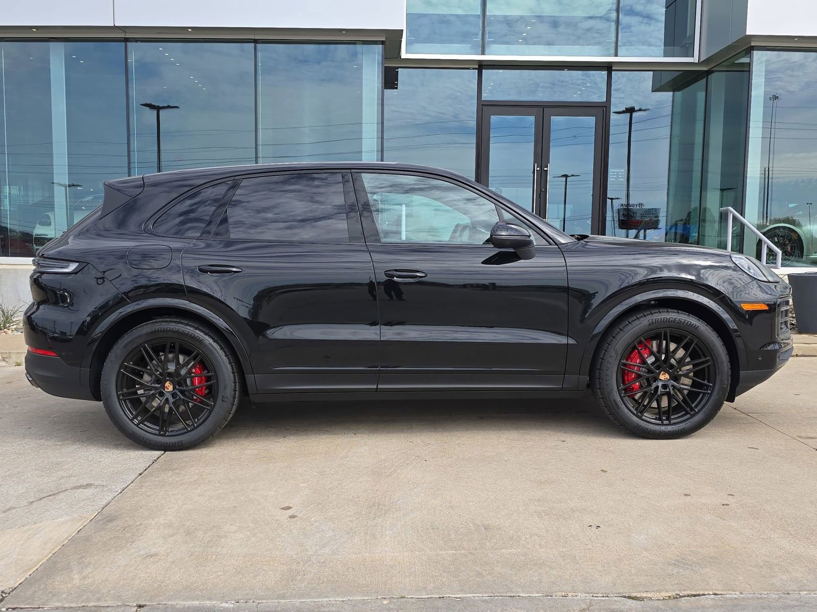 New 2026 Porsche Cayenne S image 8