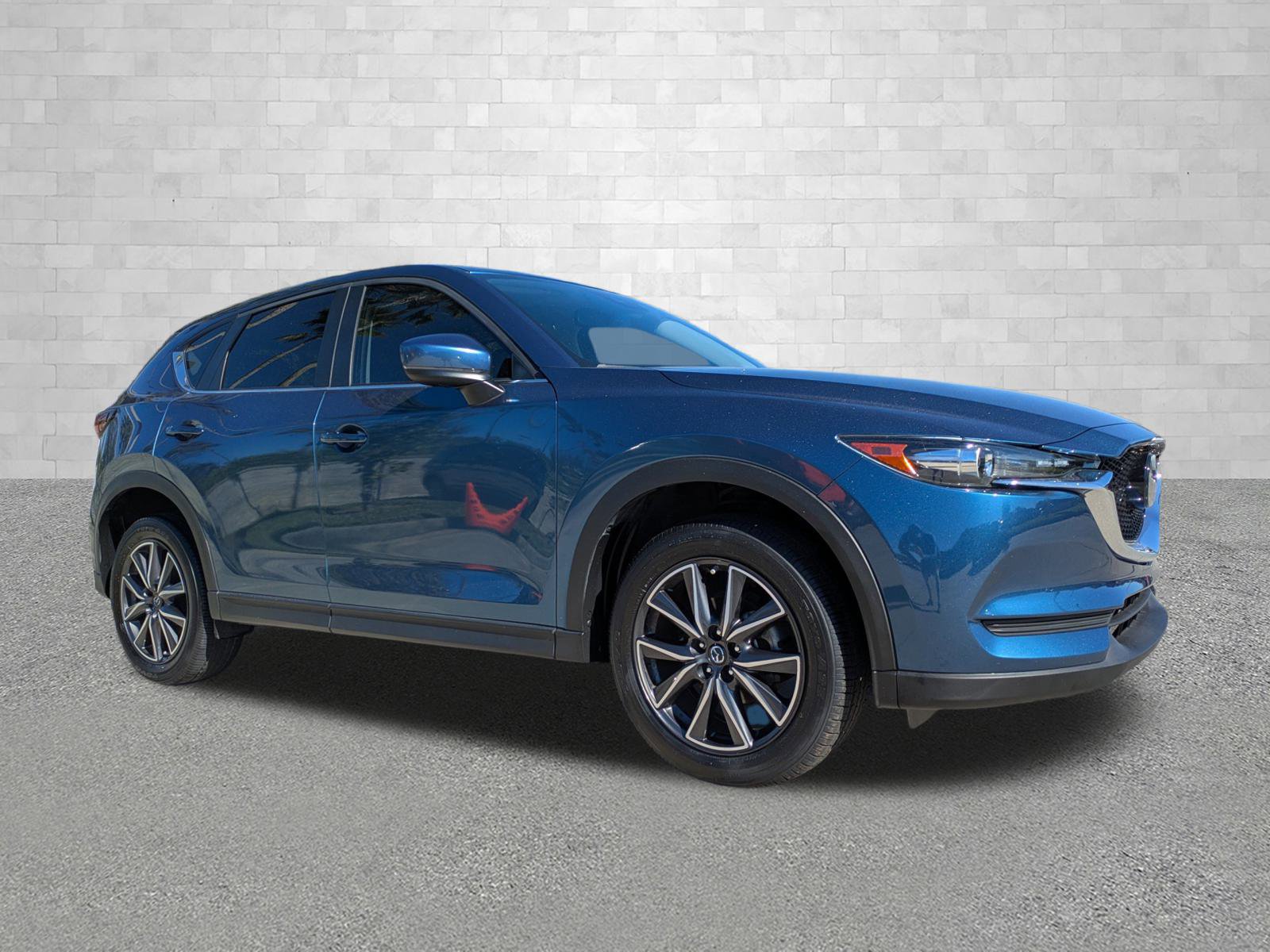 Used 2018 MAZDA CX-5 Touring w/ Preferred Equipment Package