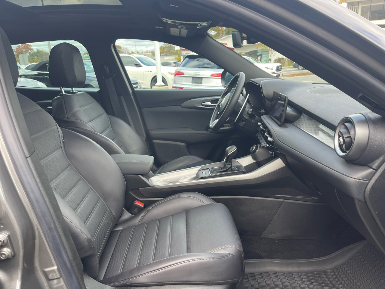 Used 2024 Alfa Romeo Tonale Veloce image 33