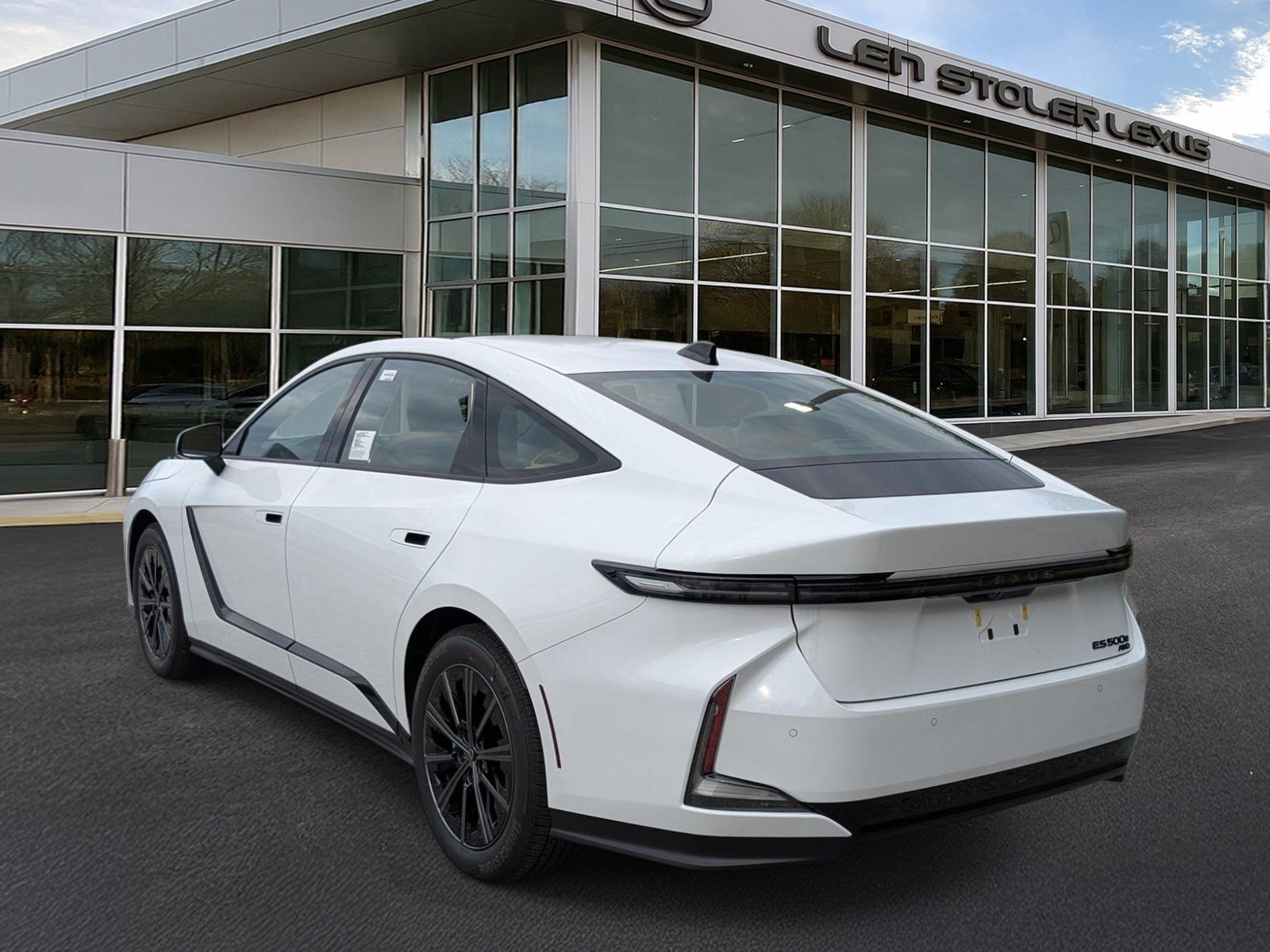 New 2026 Lexus ES 500e AWD/4WD image 3