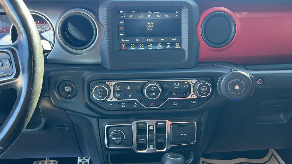 Used 2021 Jeep Gladiator Willys image 20