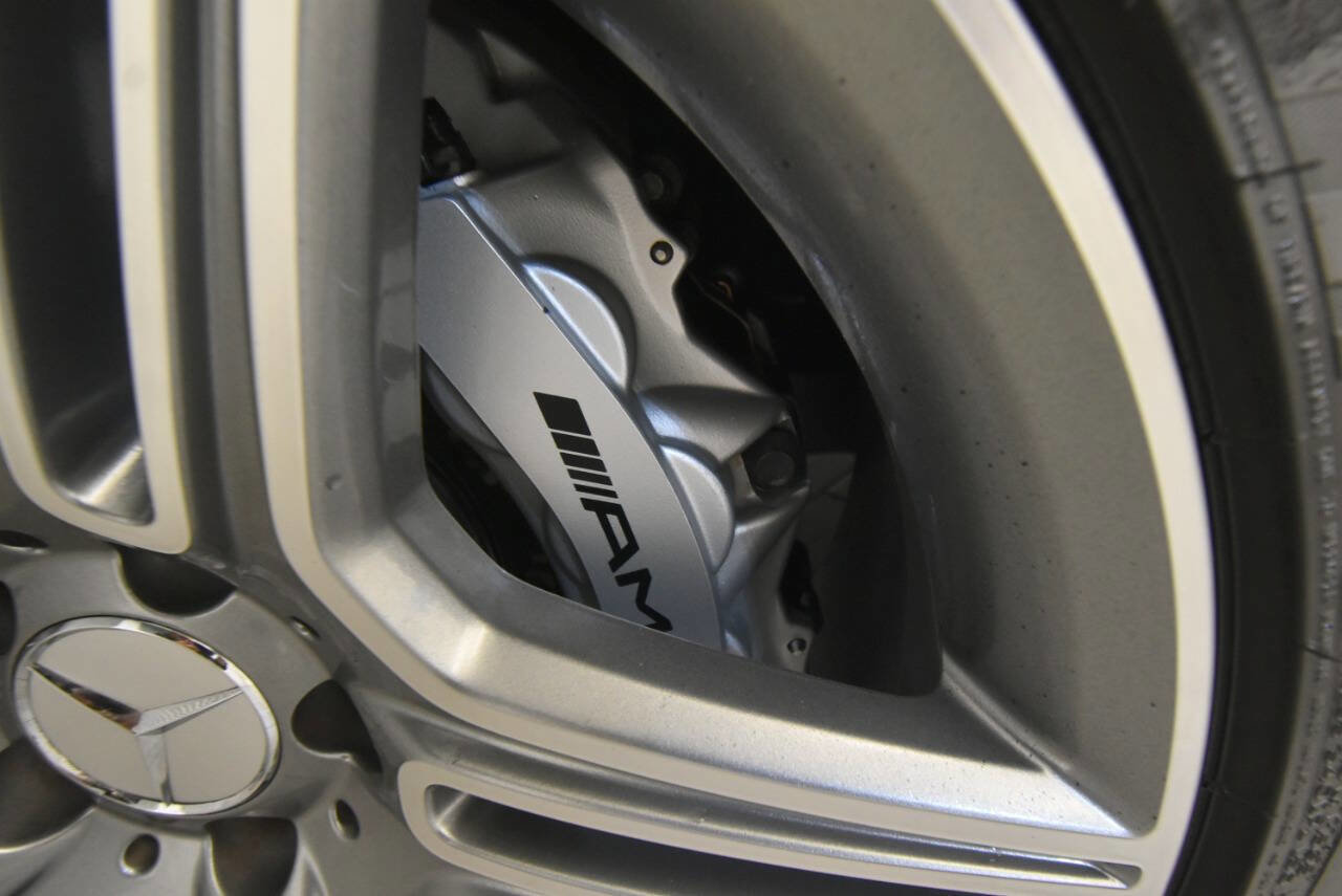 Used 2009 Mercedes-Benz SL 63 AMG image 14