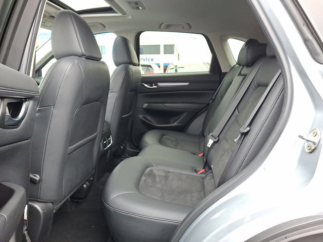 Used 2020 MAZDA CX-5 Touring image 10