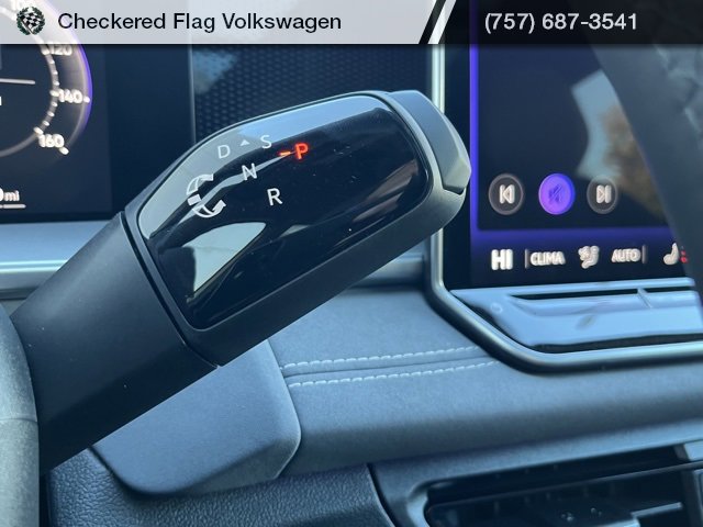 New 2026 Volkswagen Tiguan SE R-Line image 42