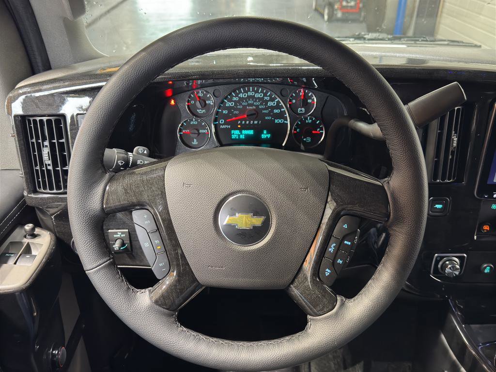 New 2025 Chevrolet Express 2500 image 34