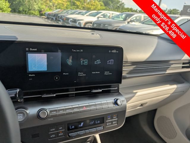 Certified 2025 Hyundai Kona SEL AWD/4WD image 19