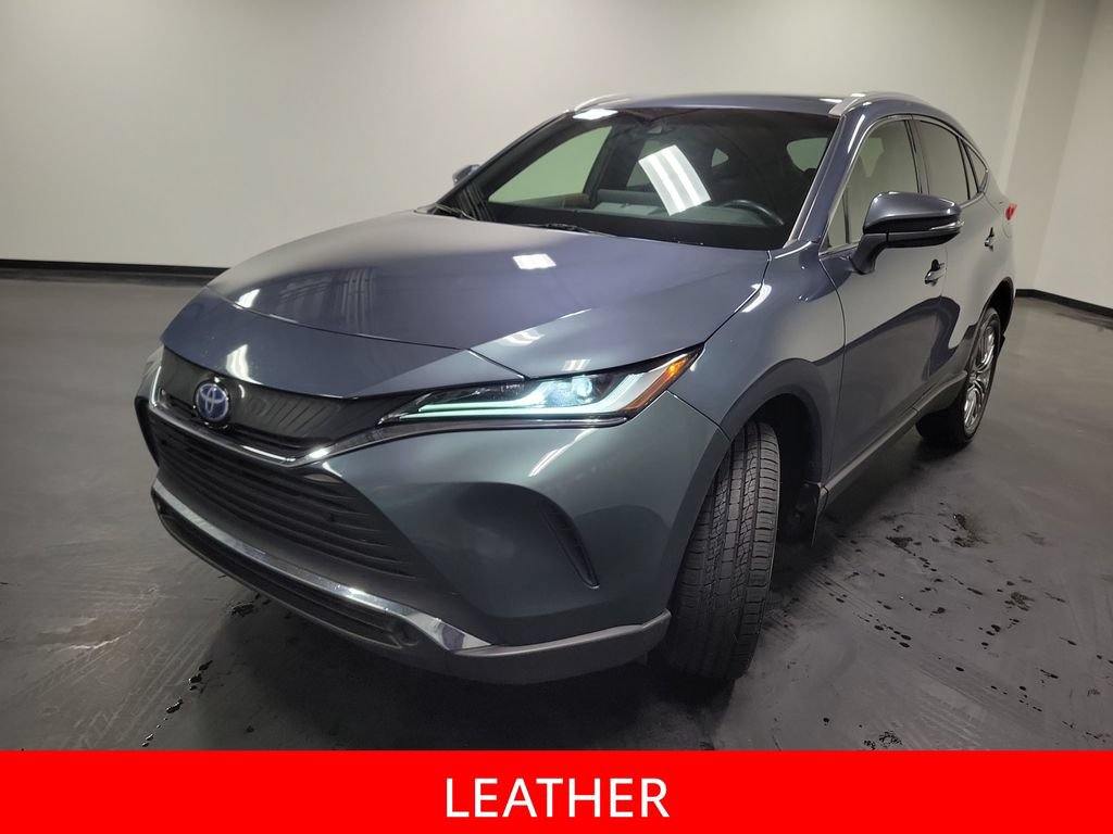 Used 2022 Toyota Venza XLE AWD/4WD image 4