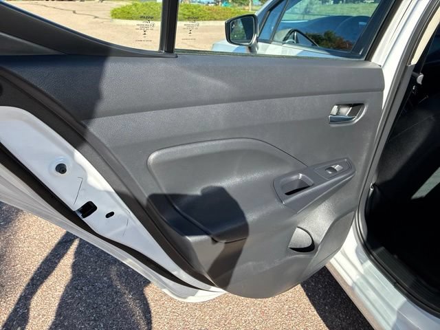 Used 2023 Nissan Versa SV FWD image 21