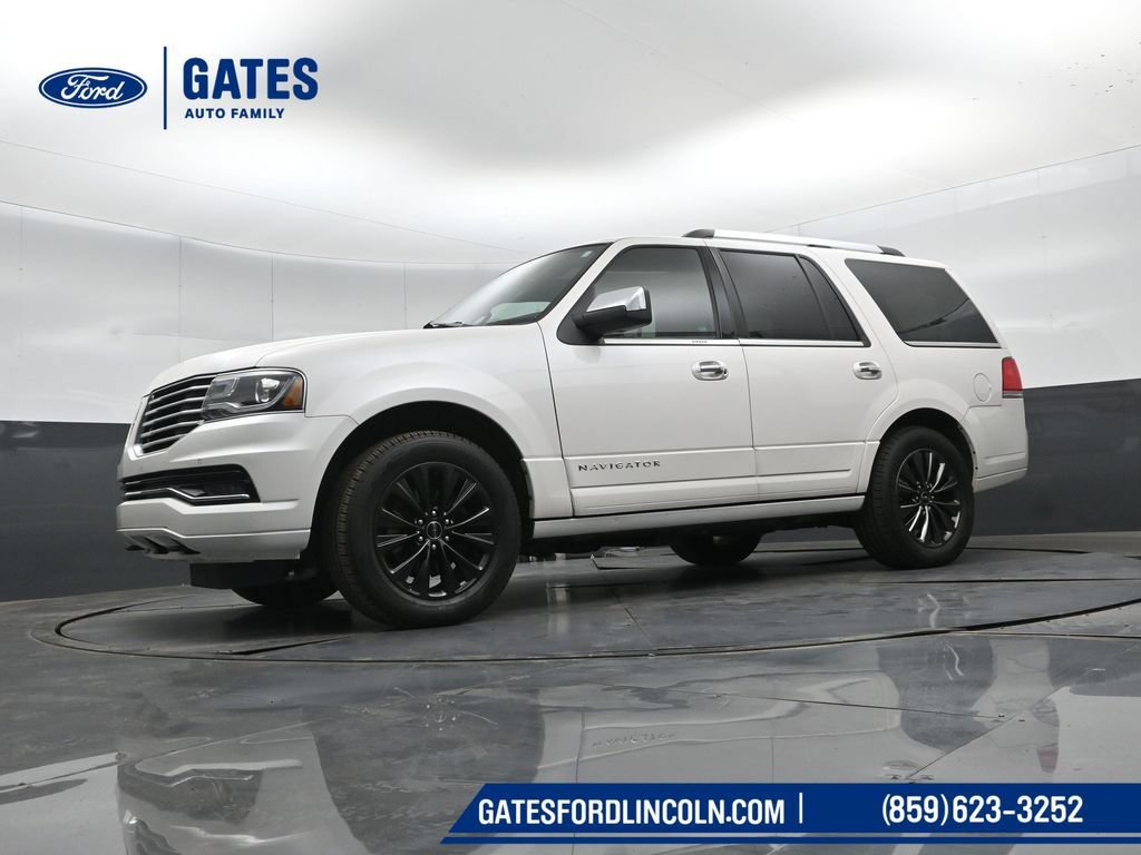 Used 2016 Lincoln Navigator Select AWD/4WD image 46