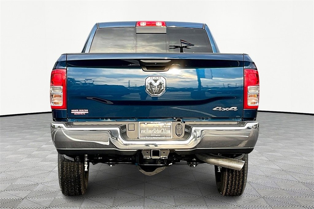 New 2024 RAM 2500 Tradesman w/ Chrome Appearance Group image 4