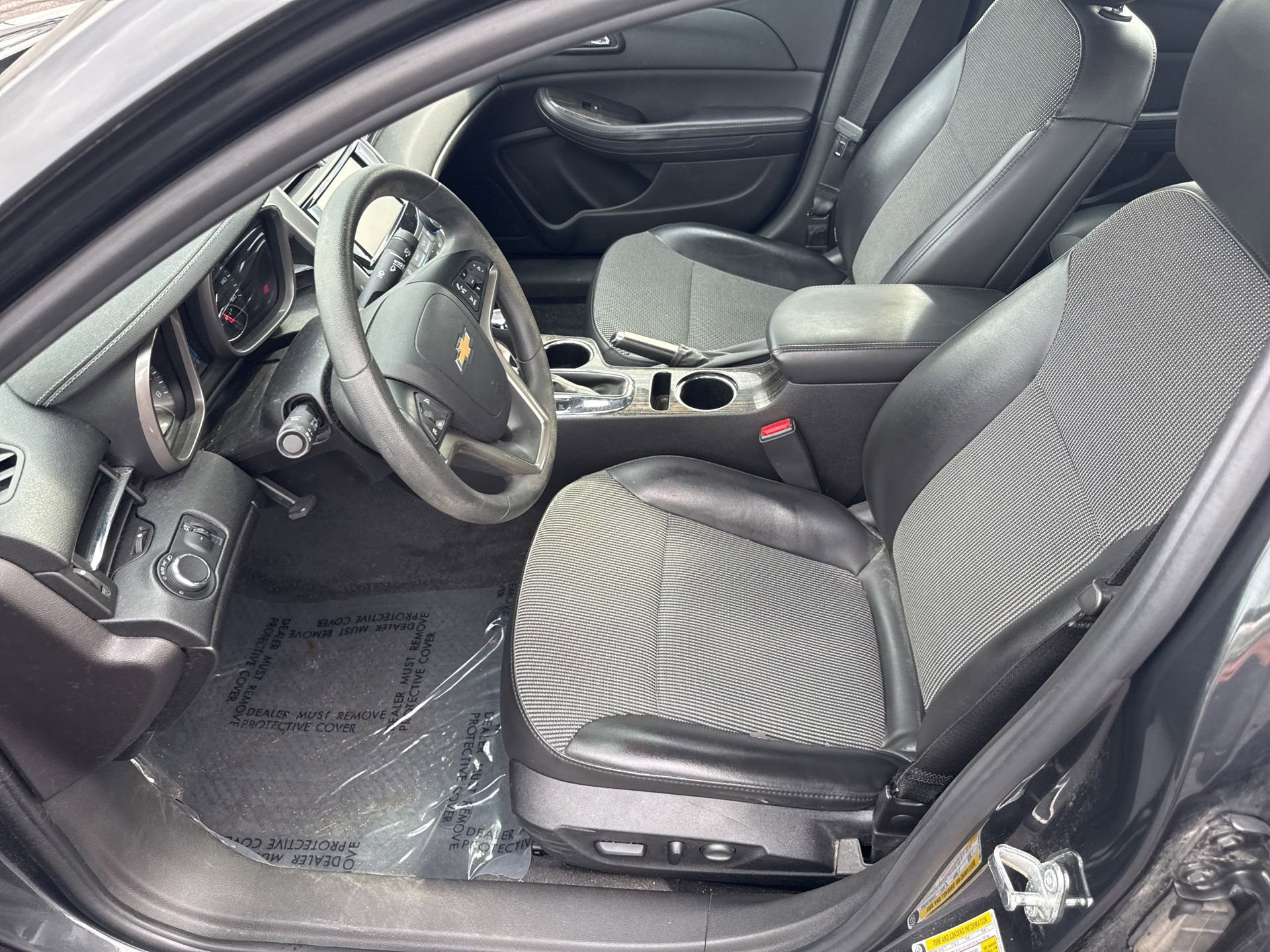 Used 2015 Chevrolet Malibu LT w/ Power Convenience Package FWD image 7