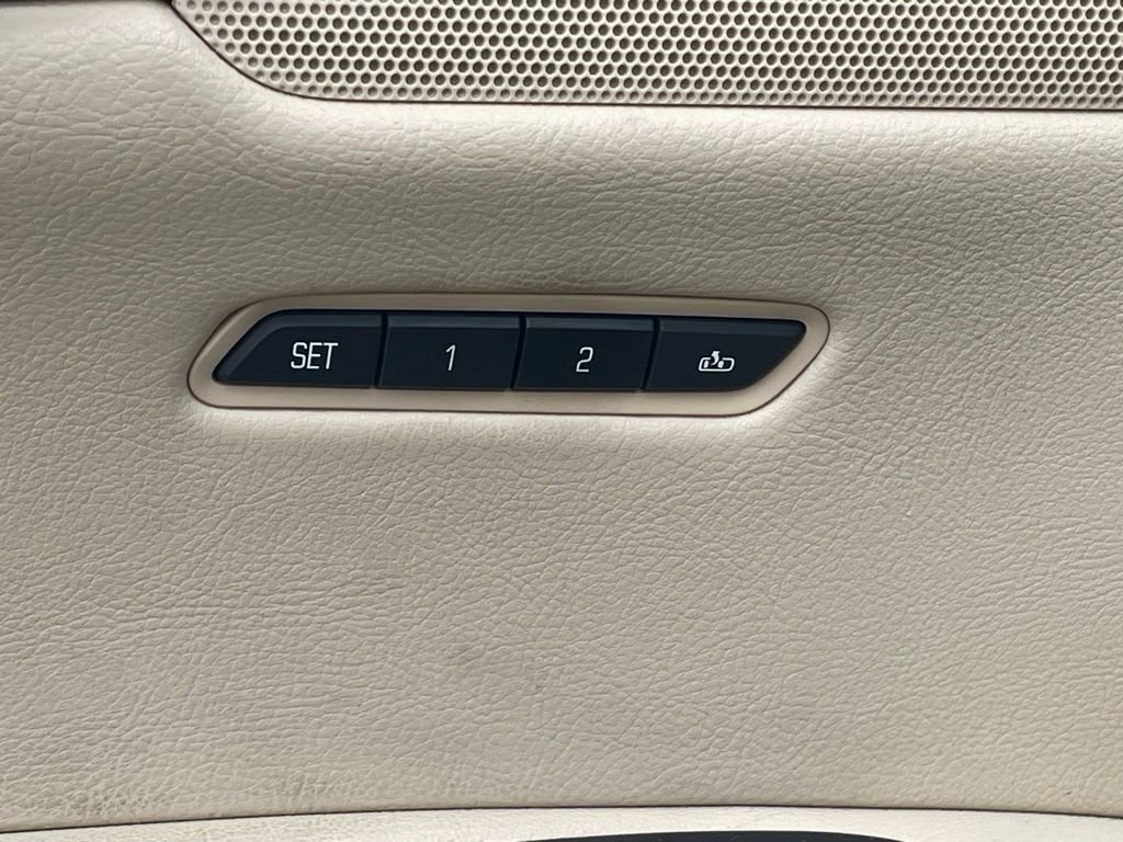 Used 2017 Cadillac XT5 Premium Luxury w/ LPO, Wheel Lock Package image 28