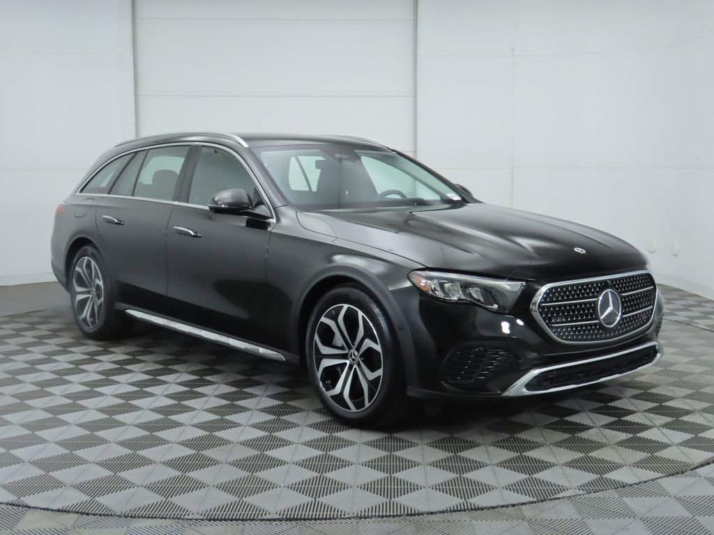 New 2025 Mercedes-Benz E 450 4MATIC All-Terrain Wagon image 3
