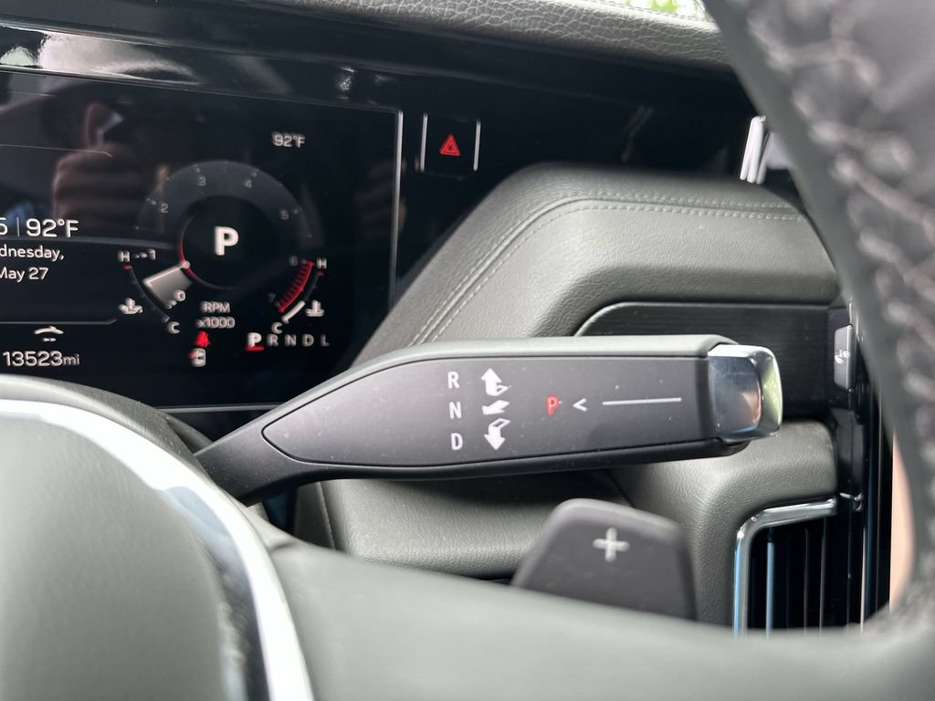 Certified 2025 GMC Yukon XL Denali AWD/4WD image 16