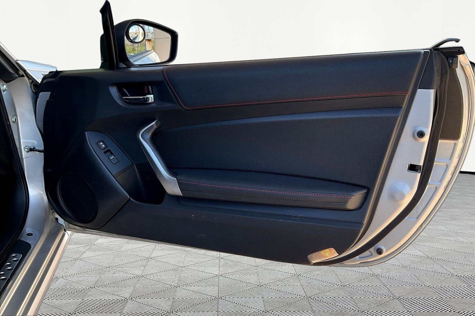 Used 2014 Subaru BRZ Limited image 26