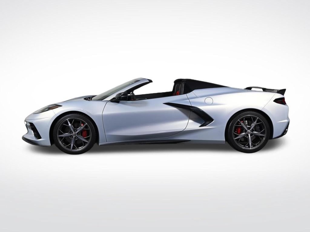 Used 2021 Chevrolet Corvette Stingray Preferred Conv w/ Z51 Performance Package RWD image 2