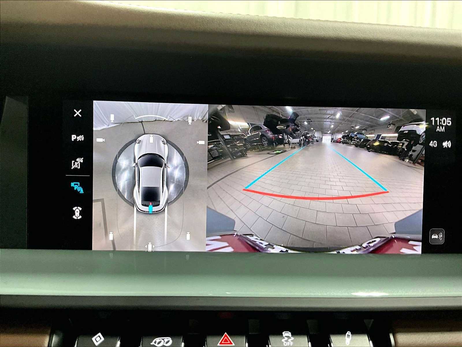 Used 2025 Porsche 911 Carrera image 21