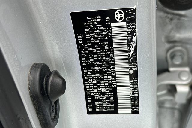 Used 2015 Toyota Corolla LE image 33