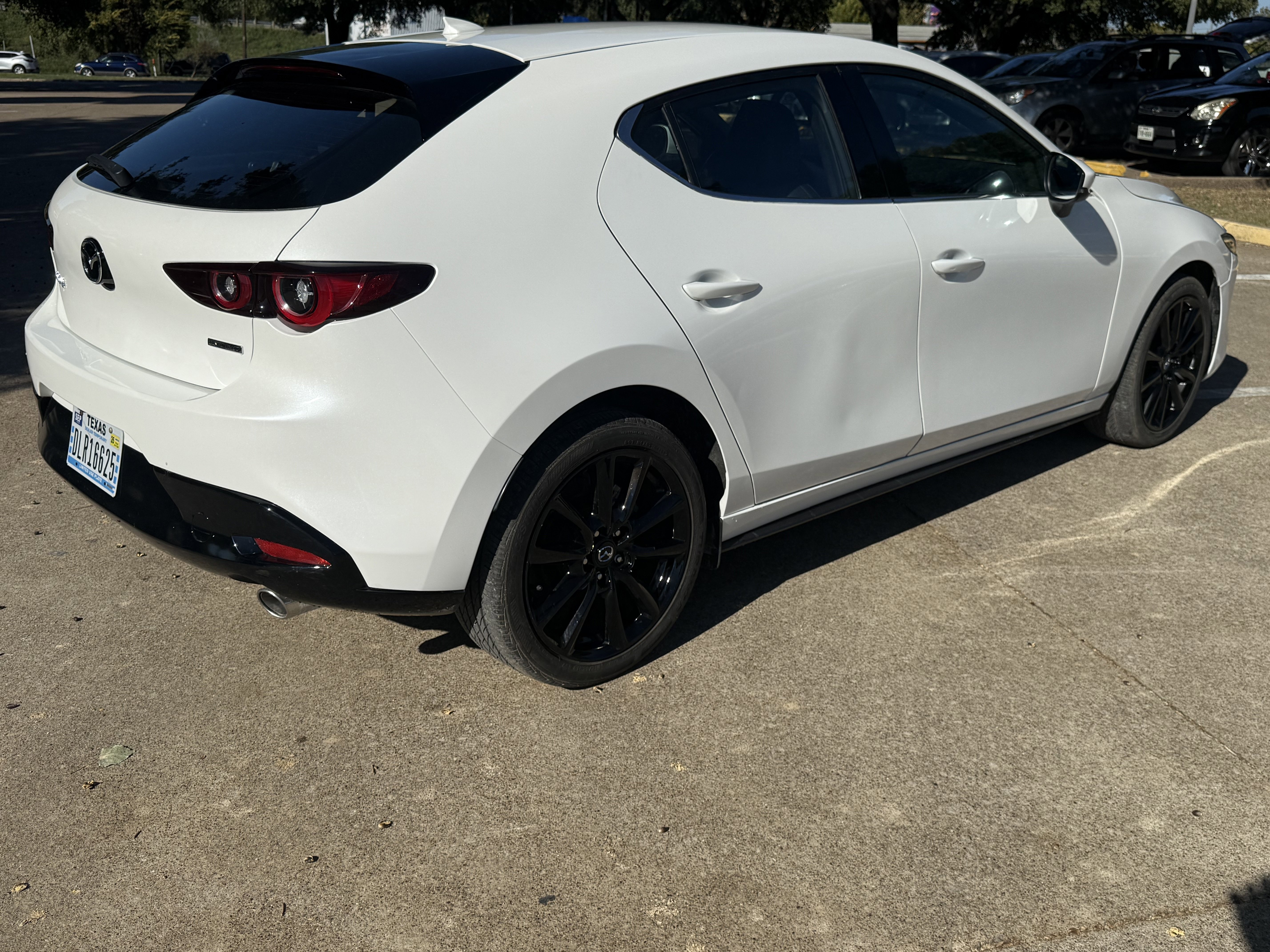 Used 2024 MAZDA MAZDA3 s FWD image 5