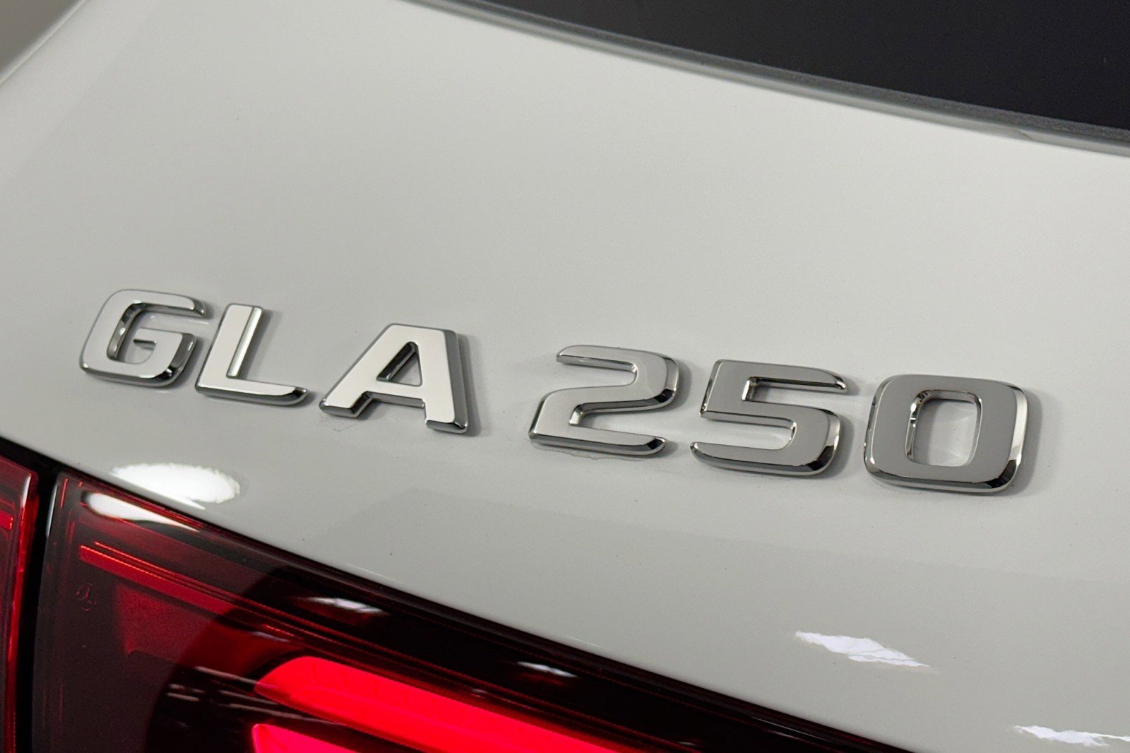 New 2026 Mercedes-Benz GLA 250 image 8