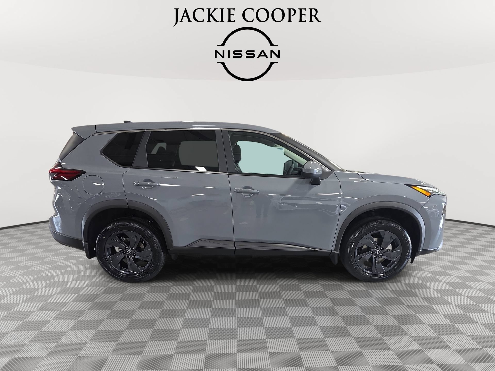 New 2026 Nissan Rogue SV w/ Cold Weather Package FWD image 4