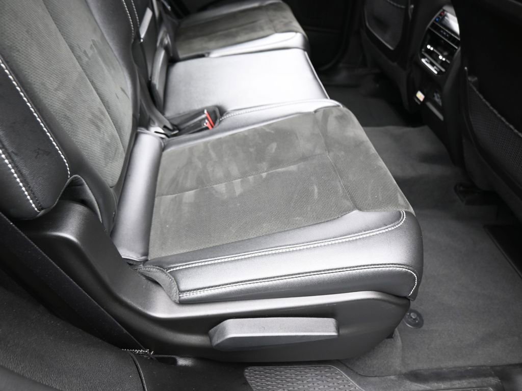 Used 2023 Jeep Grand Cherokee L Laredo image 37