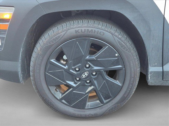 Used 2026 Hyundai Kona SEL Sport FWD image 15