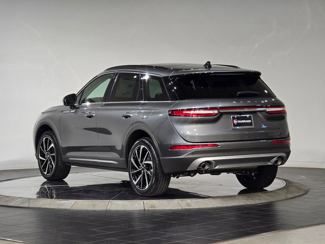 New 2026 Lincoln Corsair Reserve FWD image 7